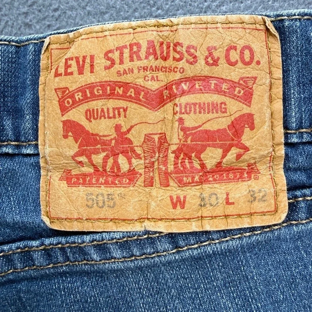 Levis levis 505